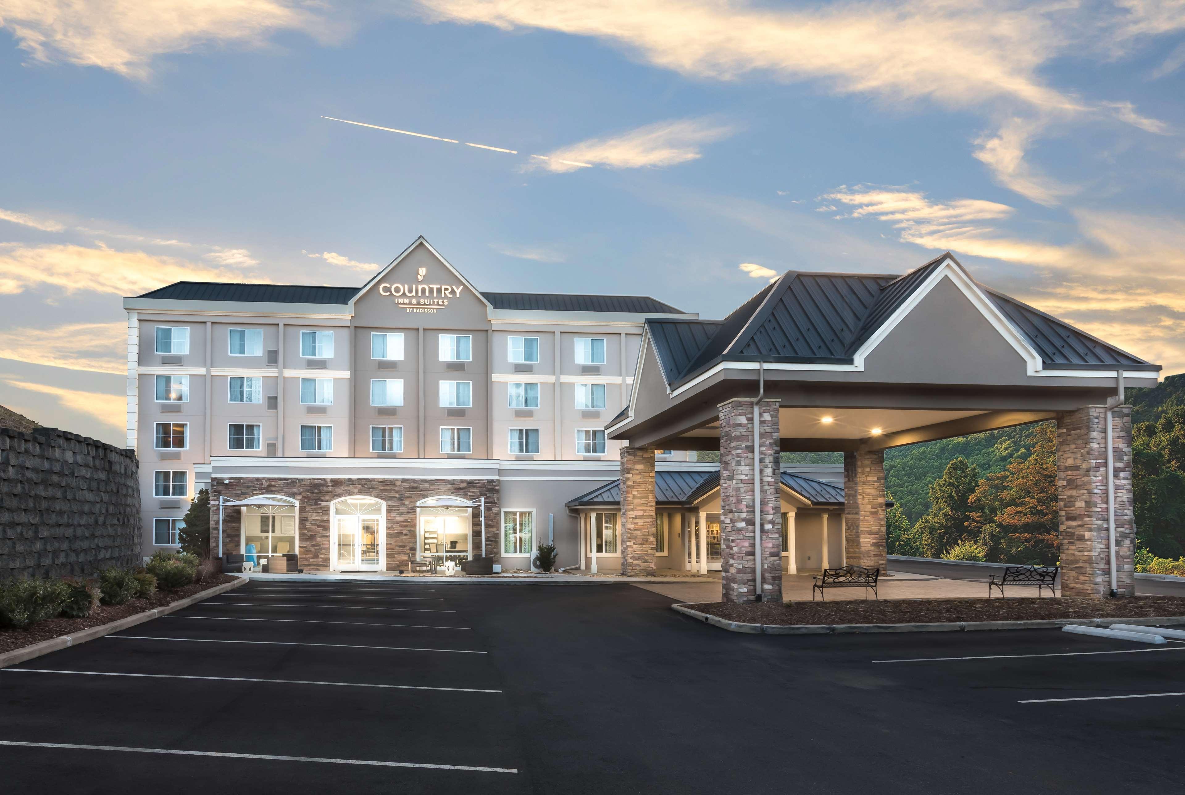Country Inn & Suites By Radisson Asheville Downtown Tunnel Road Exteriör bild
