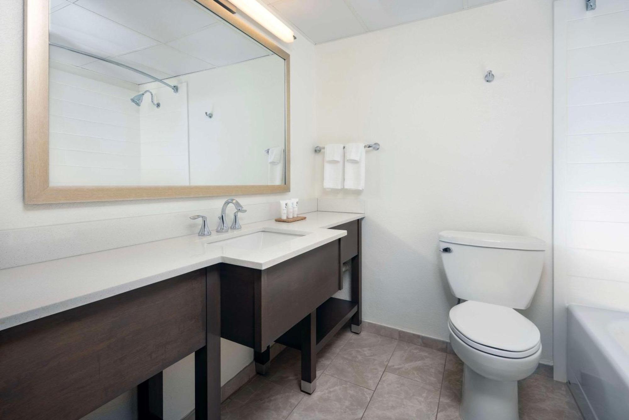 Country Inn & Suites By Radisson Asheville Downtown Tunnel Road Exteriör bild